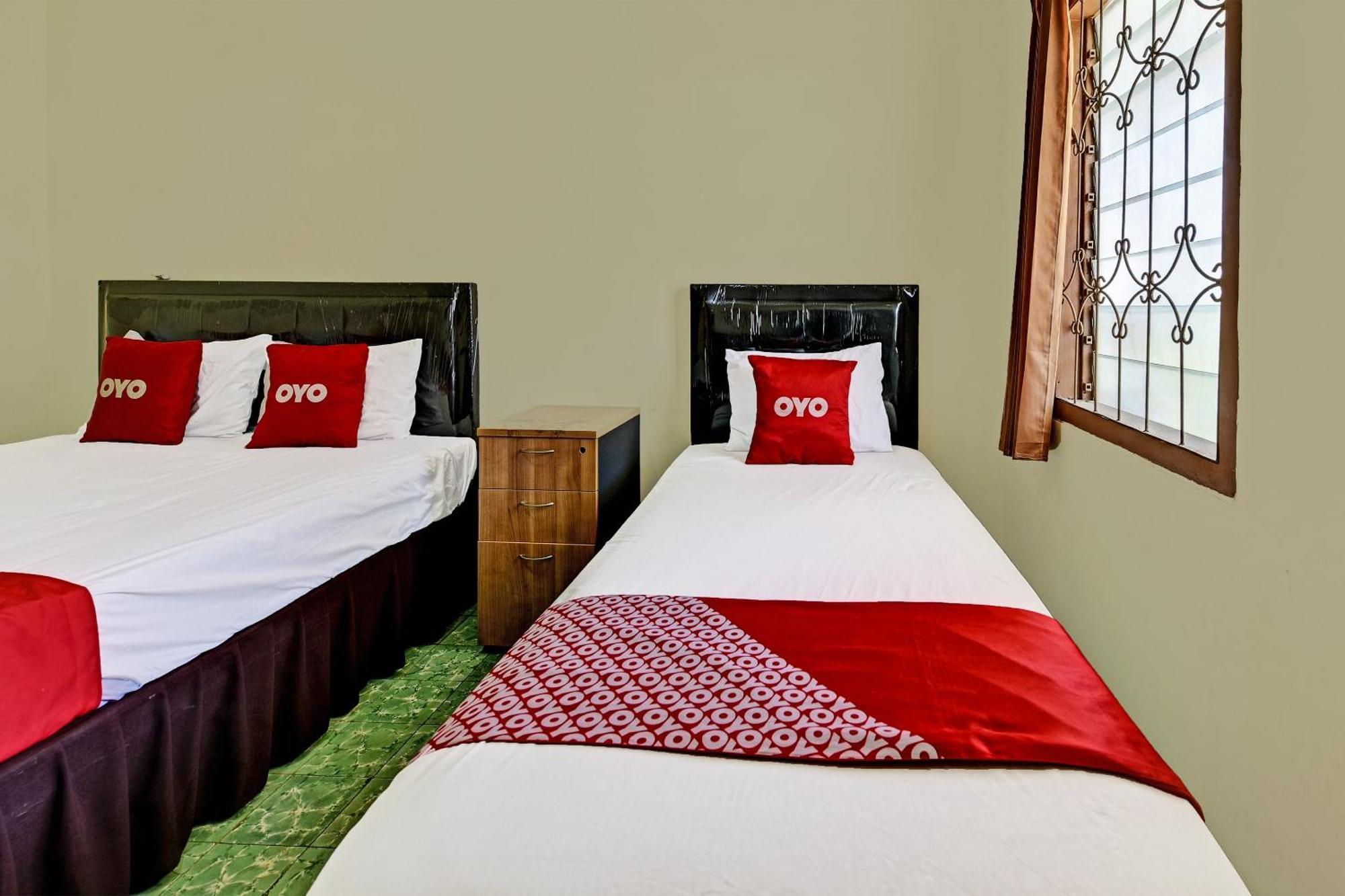 Oyo 90443 Hotel New Kartika In Cilopadang Kültér fotó